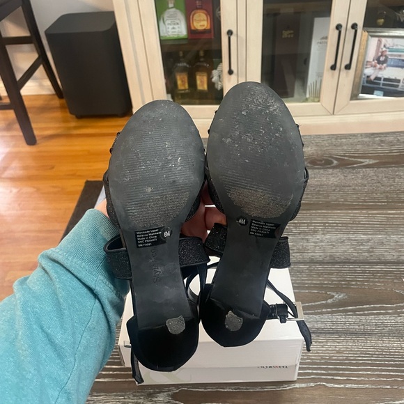 Style & Co heels - Picture 2 of 2